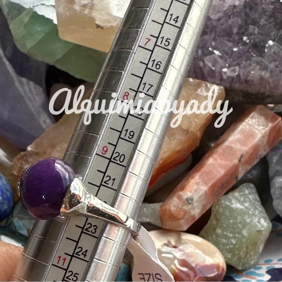 Purple Jade Victorian silver gem ring - Picture 4 of 8